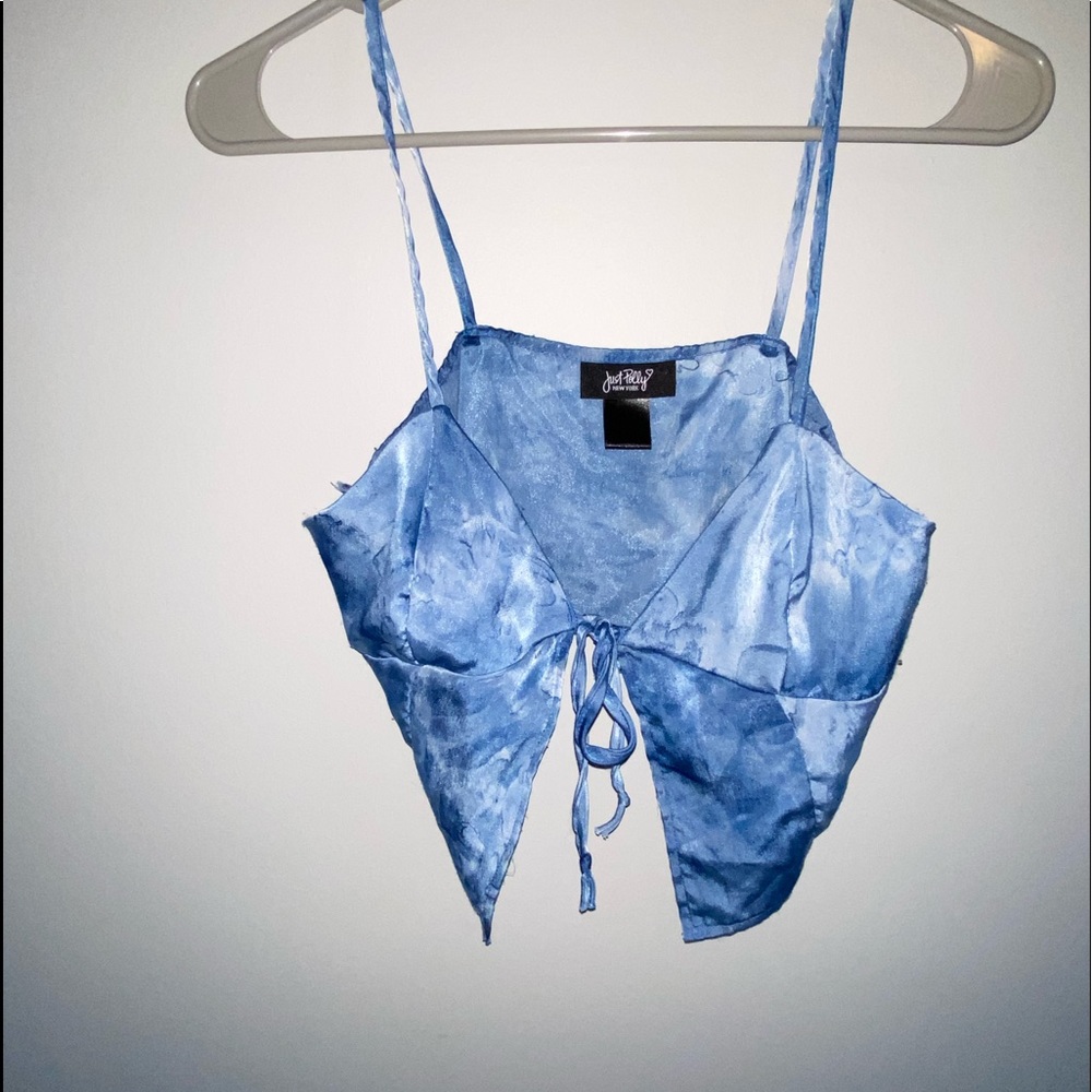 Crop tie front tank
